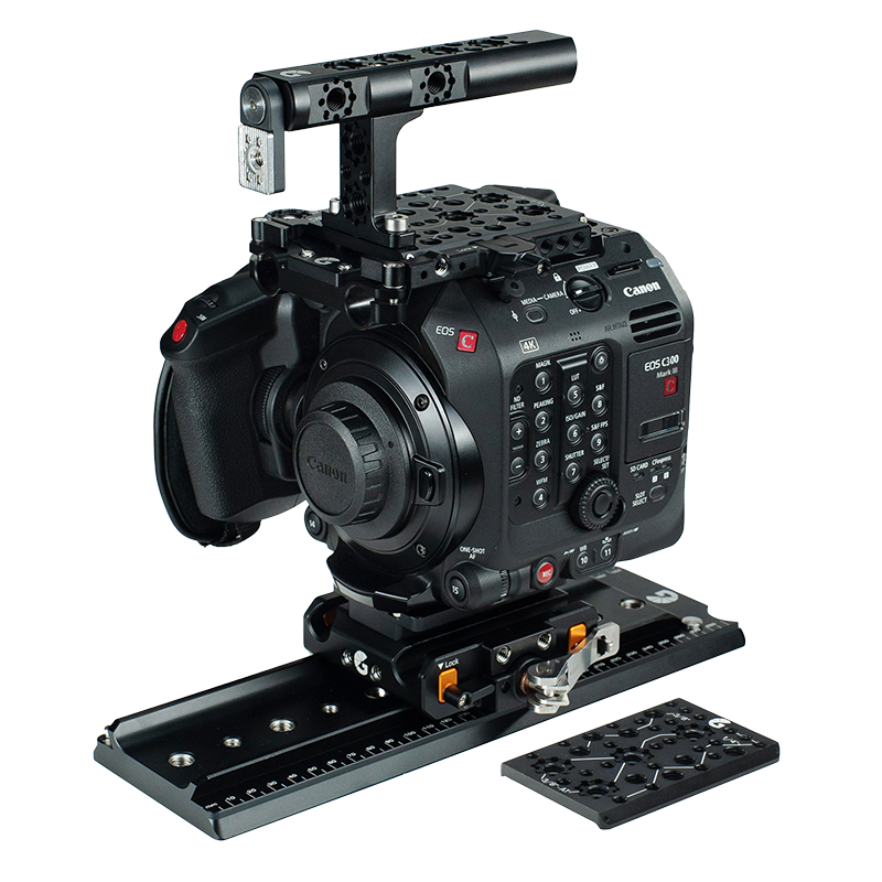 B4005 0023 Canon C300 Mk III Advanced Kit 01 web